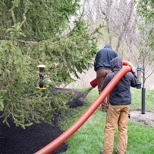 mulch blowing can work with a variety of mulch types including wood chips, bark, and organic compost